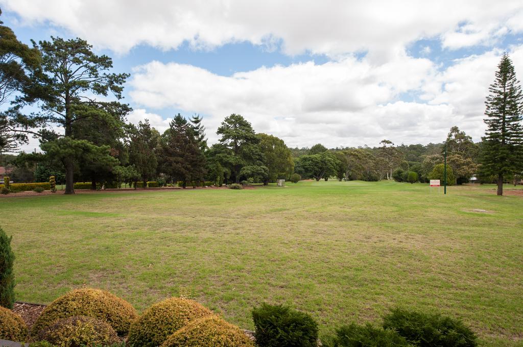 City Golf Club Motel Toowoomba Exteriör bild